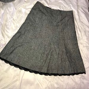 Gray knee length skirt for women!